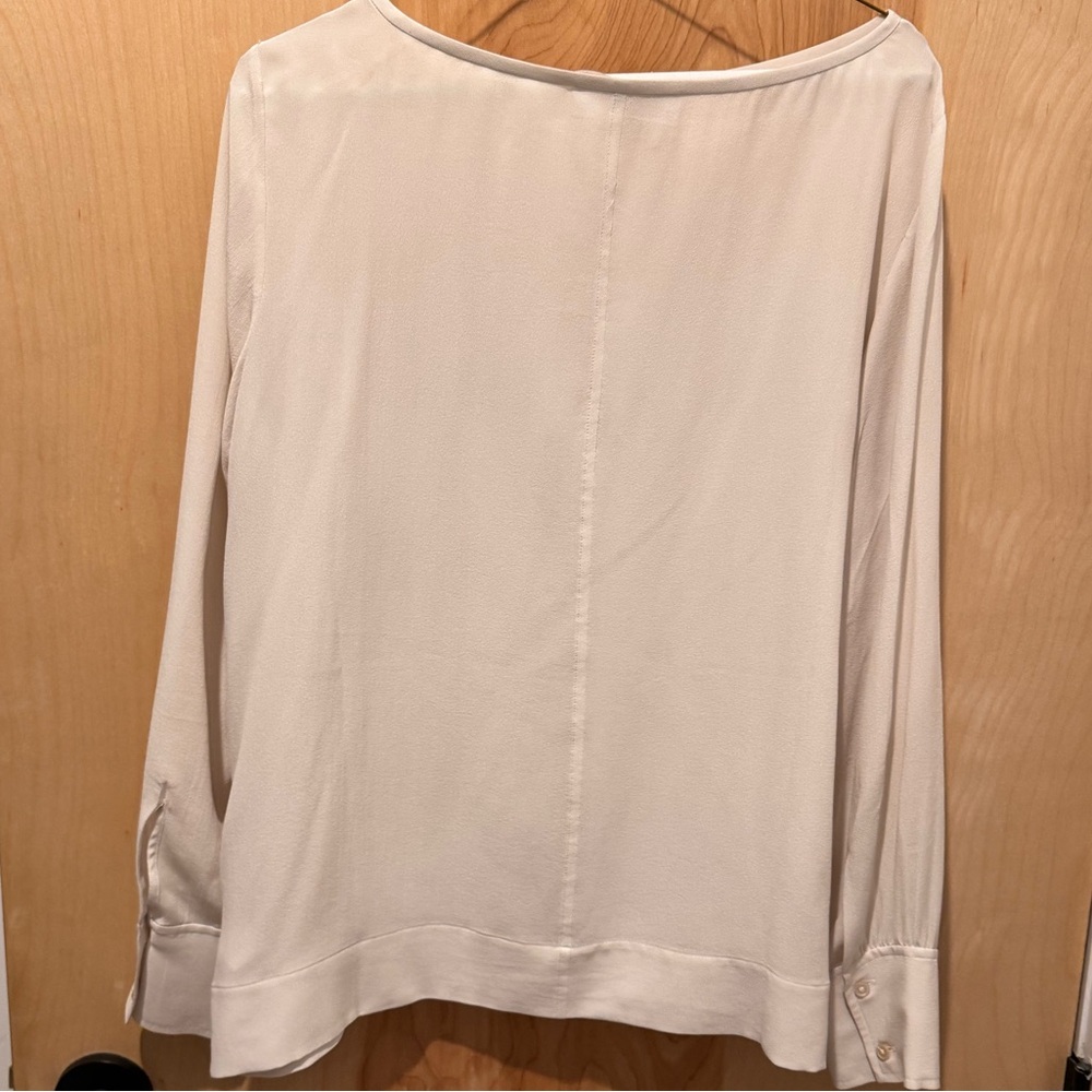 Everlane silk long sleeve blouse